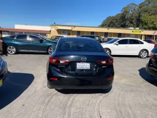 2017 Mazda MAZDA3 Sport