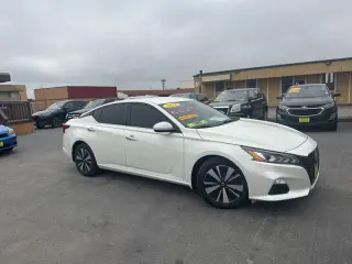 2021 Nissan Altima 2.5 SV