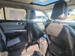 Ford Explorer 2022 AWD XLT 4dr SUV