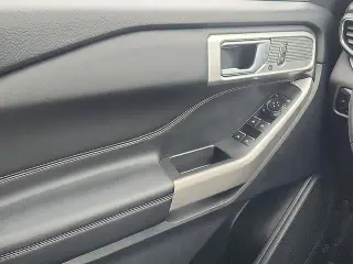 Ford Explorer 2023 AWD XLT 4dr SUV