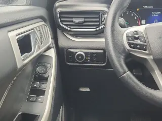 Ford Explorer 2023 AWD XLT 4dr SUV