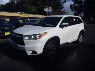 2014 Toyota Highlander LE