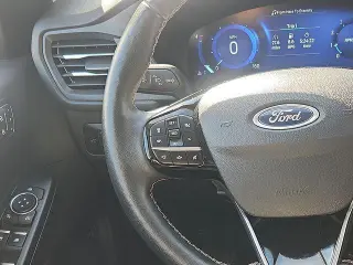 Ford Escape 2022 AWD Titanium 4dr SUV