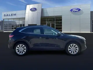Ford Escape 2022 AWD Titanium 4dr SUV