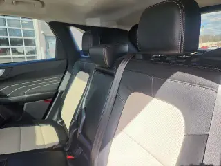 Ford Escape 2022 AWD Titanium 4dr SUV