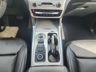 Ford Explorer 2023 AWD XLT 4dr SUV