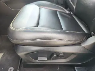 Ford Explorer 2023 AWD XLT 4dr SUV