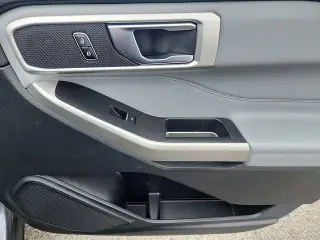 Ford Explorer 2023 AWD XLT 4dr SUV