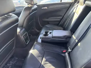 2017 Chrysler 300 Limited