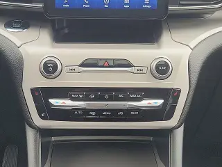 Ford Explorer 2023 AWD XLT 4dr SUV