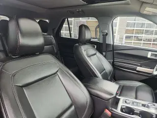 Ford Explorer 2023 AWD XLT 4dr SUV