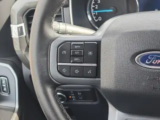 Ford F-150 2023 4x4 Lariat 4dr SuperCrew 5.5 ft. SB