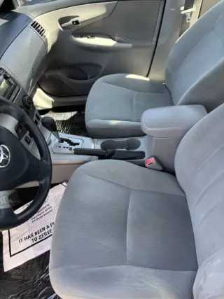 2012 Toyota Corolla LE