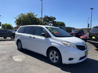 2017 Toyota Sienna L 7-Passenger