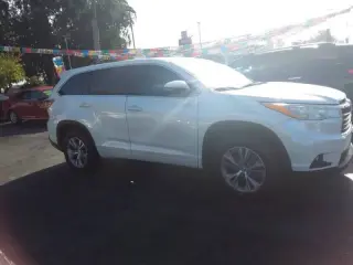 2014 Toyota Highlander LE Plus