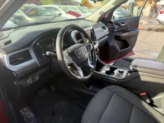 2022 GMC Acadia SLE