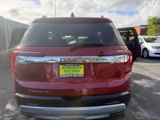 2022 GMC Acadia SLE