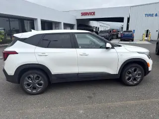 Kia Seltos 2025 AWD LX 4dr SUV