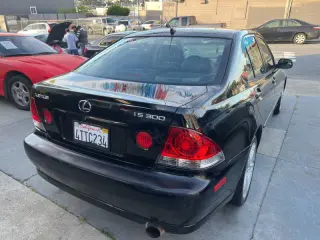 2001 Lexus IS 300