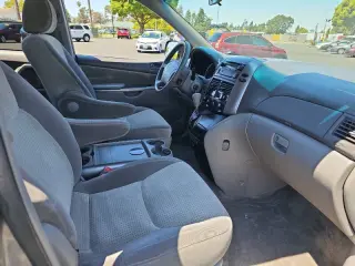 2008 Toyota Sienna LE 8-Passenger