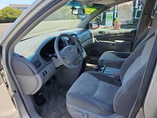 2008 Toyota Sienna LE 8-Passenger