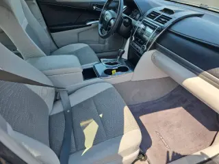 2012 Toyota Camry Hybrid LE