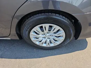 2012 Toyota Camry Hybrid LE
