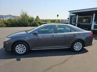 2012 Toyota Camry Hybrid LE