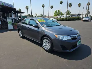2012 Toyota Camry Hybrid LE