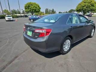 2012 Toyota Camry Hybrid LE