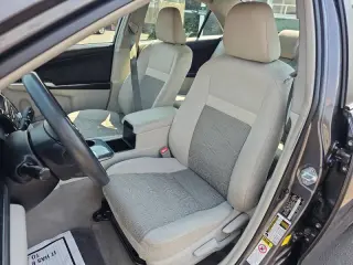 2012 Toyota Camry Hybrid LE