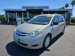 2010 Toyota Sienna LE 7-Passenger