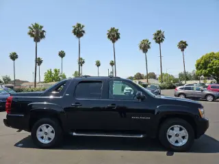 2011 Chevrolet Avalanche LT