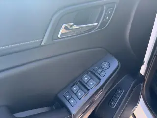 GMC Yukon XL 2019 4x4 SLT 4dr SUV