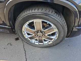 2012 GMC Acadia Denali