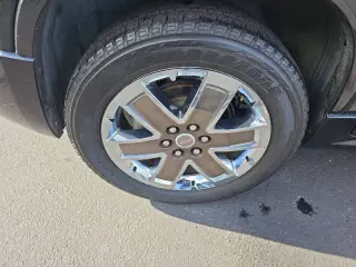2012 GMC Acadia Denali