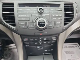 2010 Acura TSX w/Tech