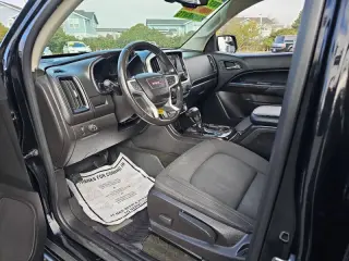 2017 GMC Canyon SLE
