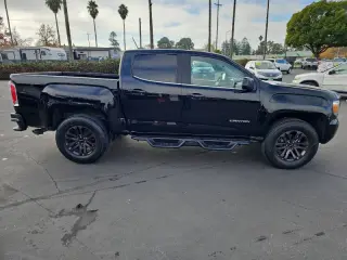 2017 GMC Canyon SLE