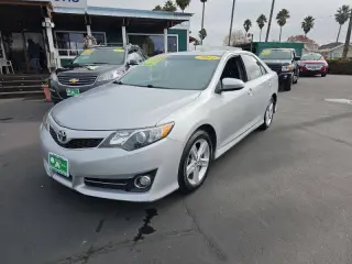 2014 Toyota Camry SE
