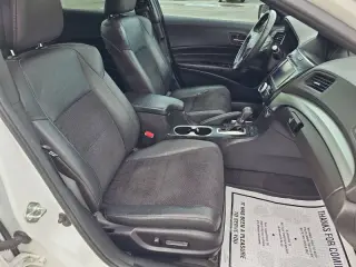 2016 Acura ILX w/Premium w/A-SPEC