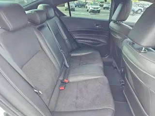 2016 Acura ILX w/Premium w/A-SPEC