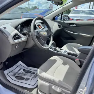 2017 Chevrolet Cruze LS Auto
