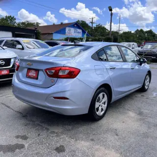 2017 Chevrolet Cruze LS Auto