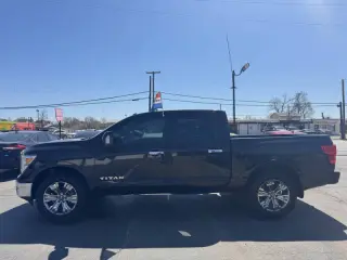 2018 Nissan Titan SV