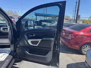 2018 Nissan Titan SV