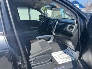 2018 Nissan Titan SV
