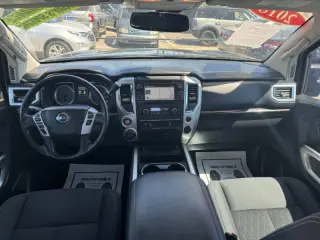 2018 Nissan Titan SV