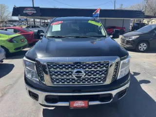 2018 Nissan Titan SV