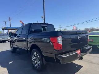 2018 Nissan Titan SV
